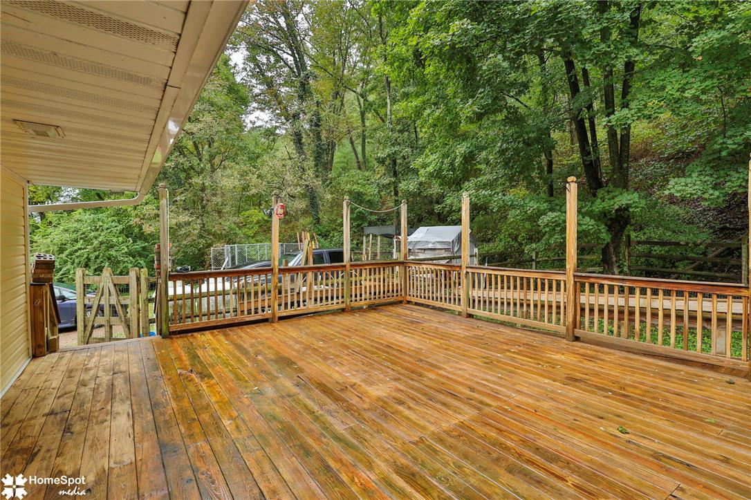 2865 Hemlock Street Property Photo 58