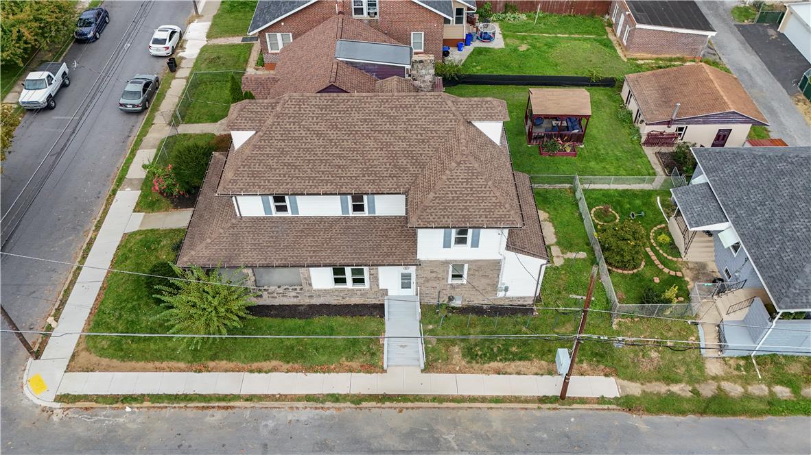622 Folk Street Property Photo 7