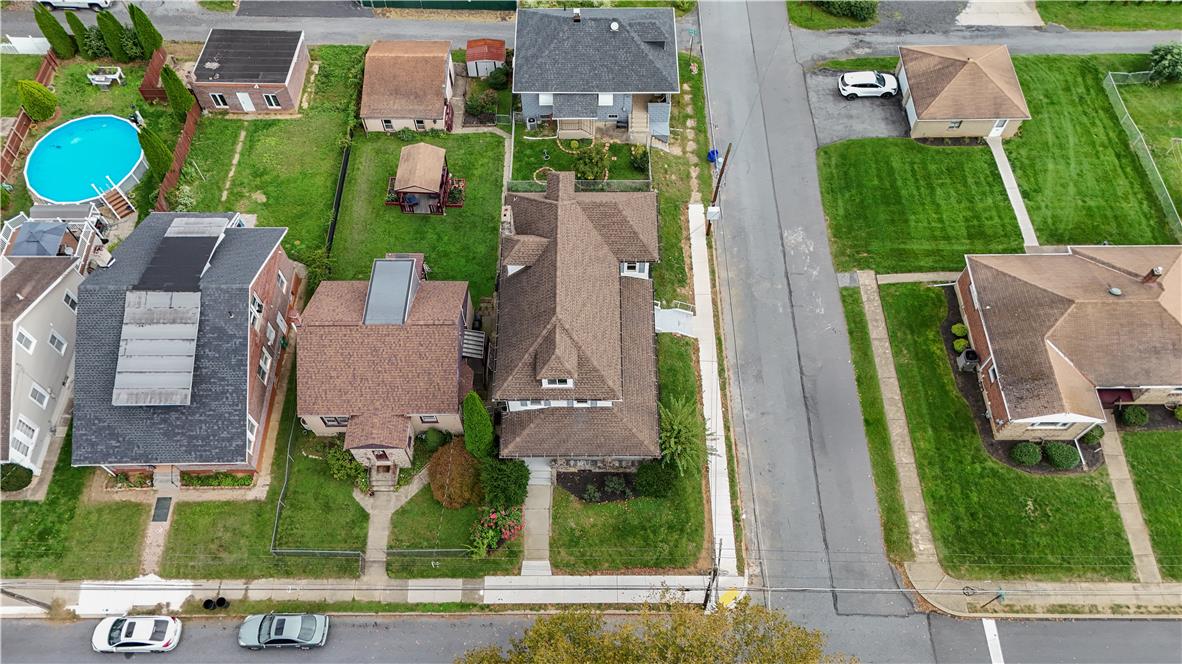 622 Folk Street Property Photo 10