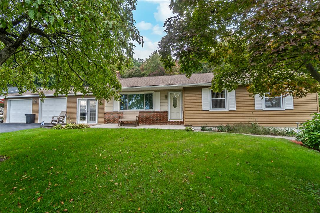 416 Briar Street Property Photo 5