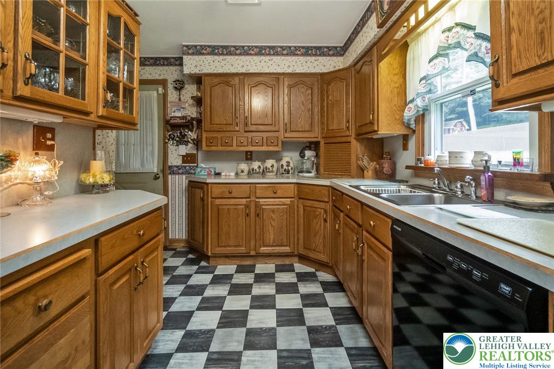 416 Briar Street Property Photo 32