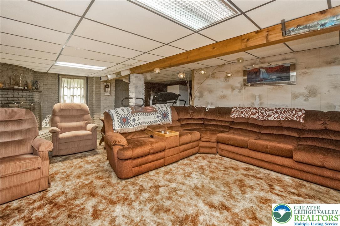 416 Briar Street Property Photo 42