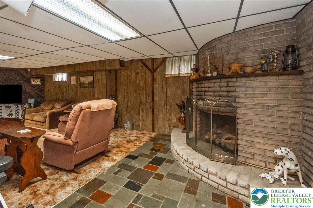 416 Briar Street Property Photo 45