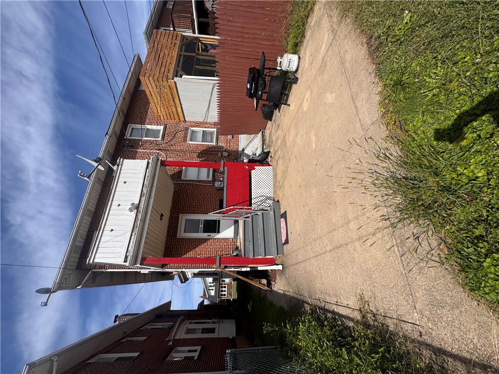 1247 Lehigh Street Property Photo 9