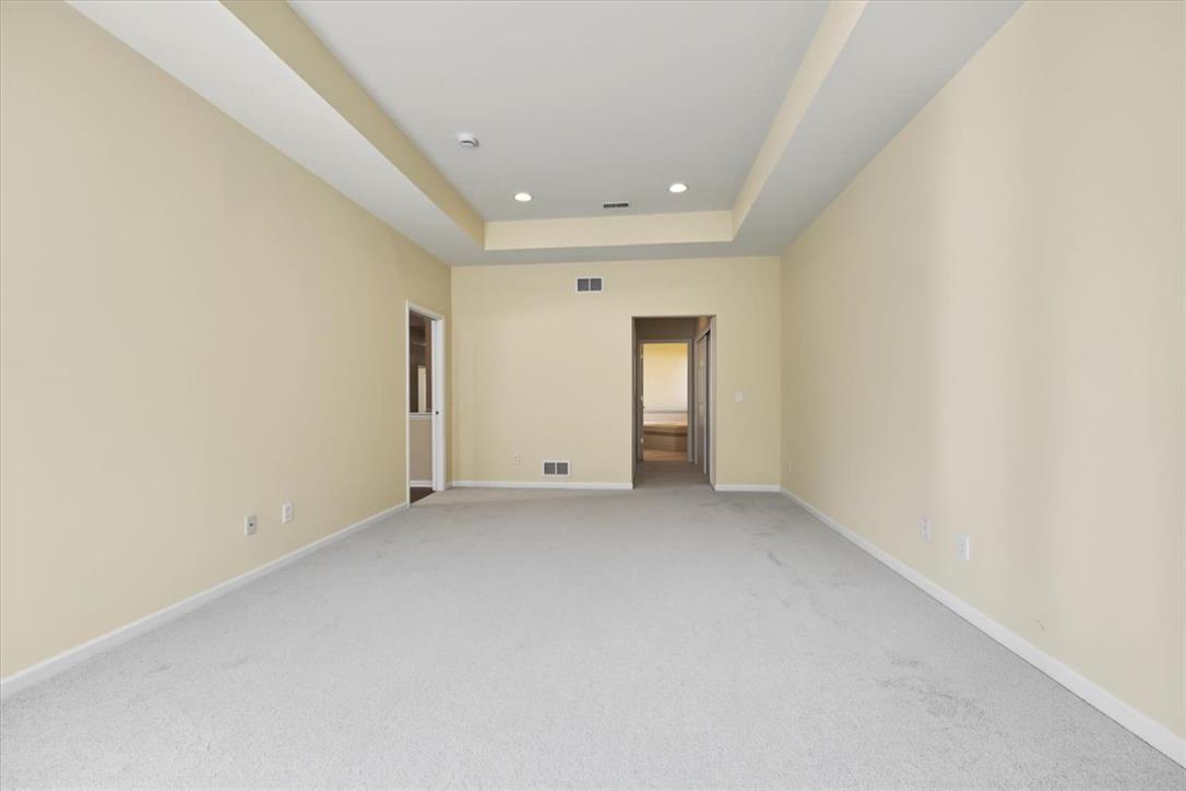 5086 Valley Stream Lane Property Photo 14