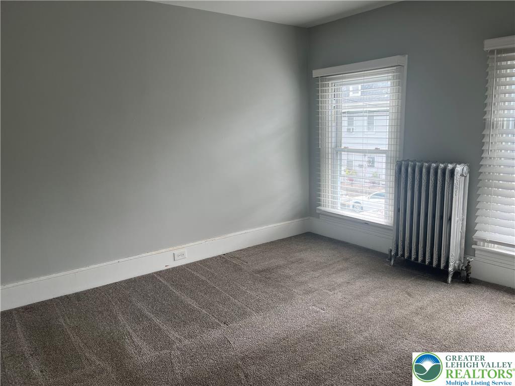 528 Centre Street Property Photo 18