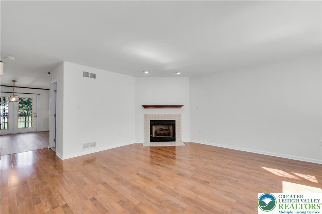 2757 Madison Avenue Property Photo 8