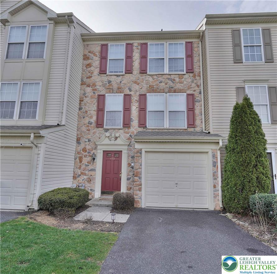 4122 Huckleberry Drive Property Photo 1