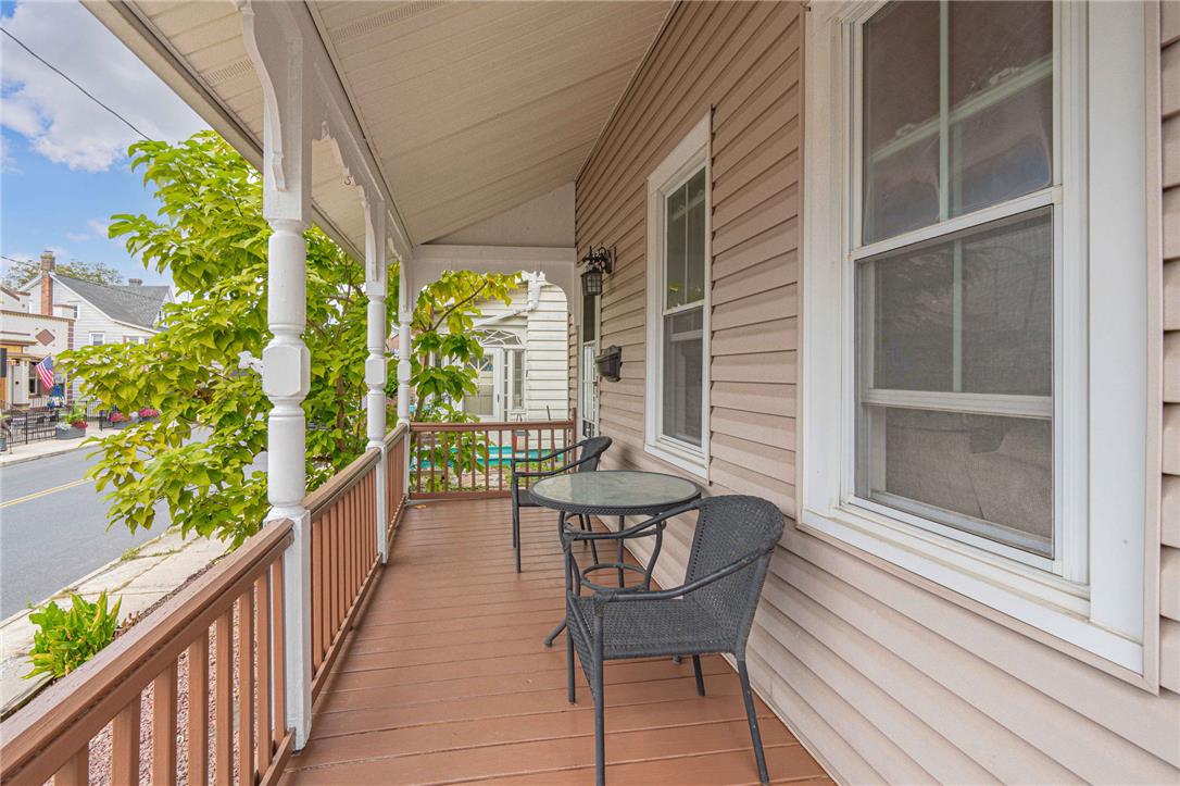 1703 Main Street Property Photo 7