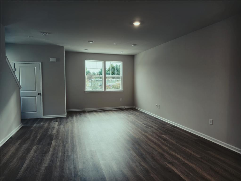 8215 Brodie Court Property Photo 11