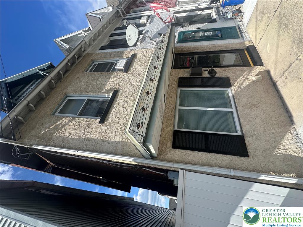 1167 Mechanic Street Property Photo 1