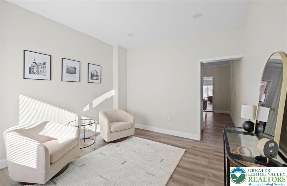 1167 Mechanic Street Property Photo 2