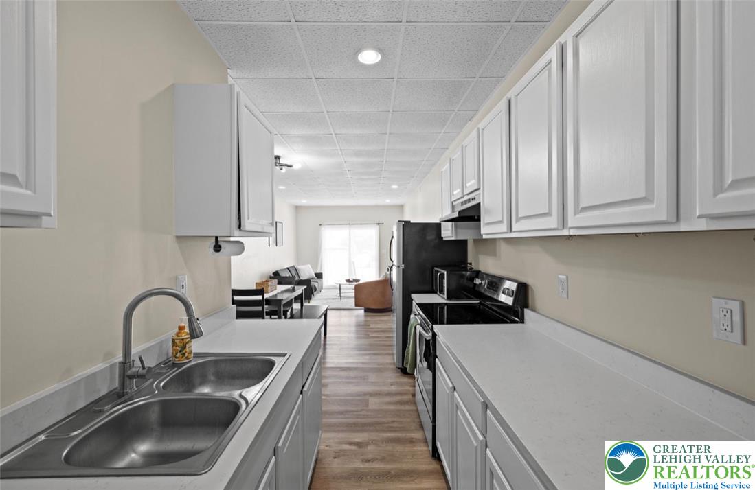 1167 Mechanic Street Property Photo 7