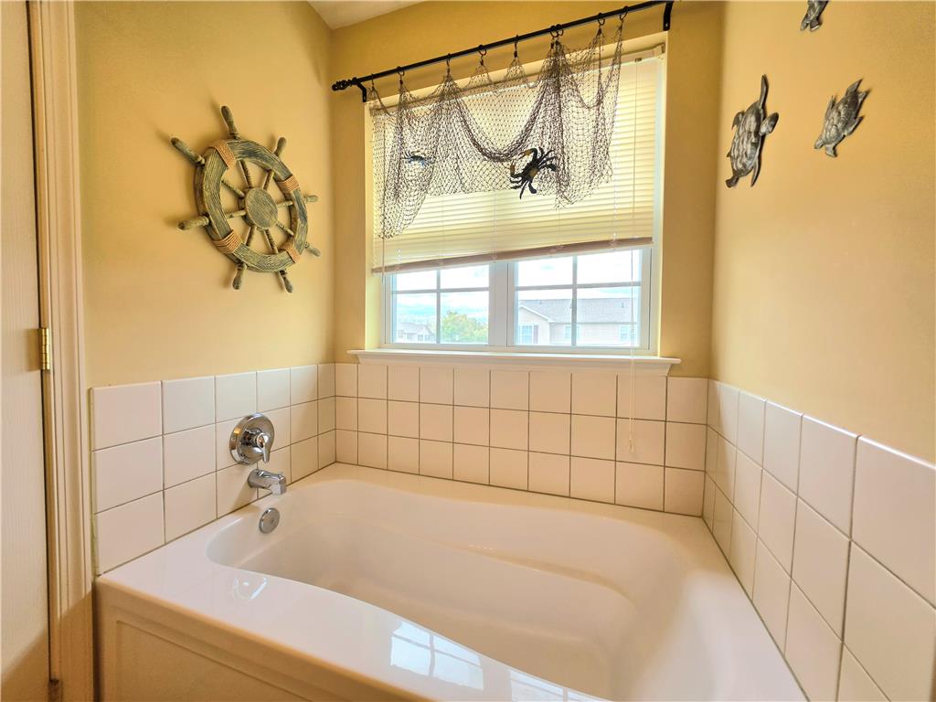 2245 Jeannette Lane Property Photo 16