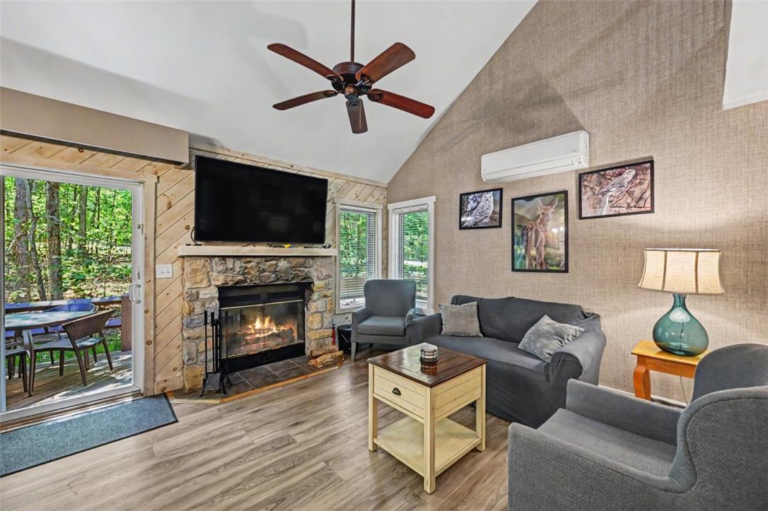 17 Slalom Property Photo 9