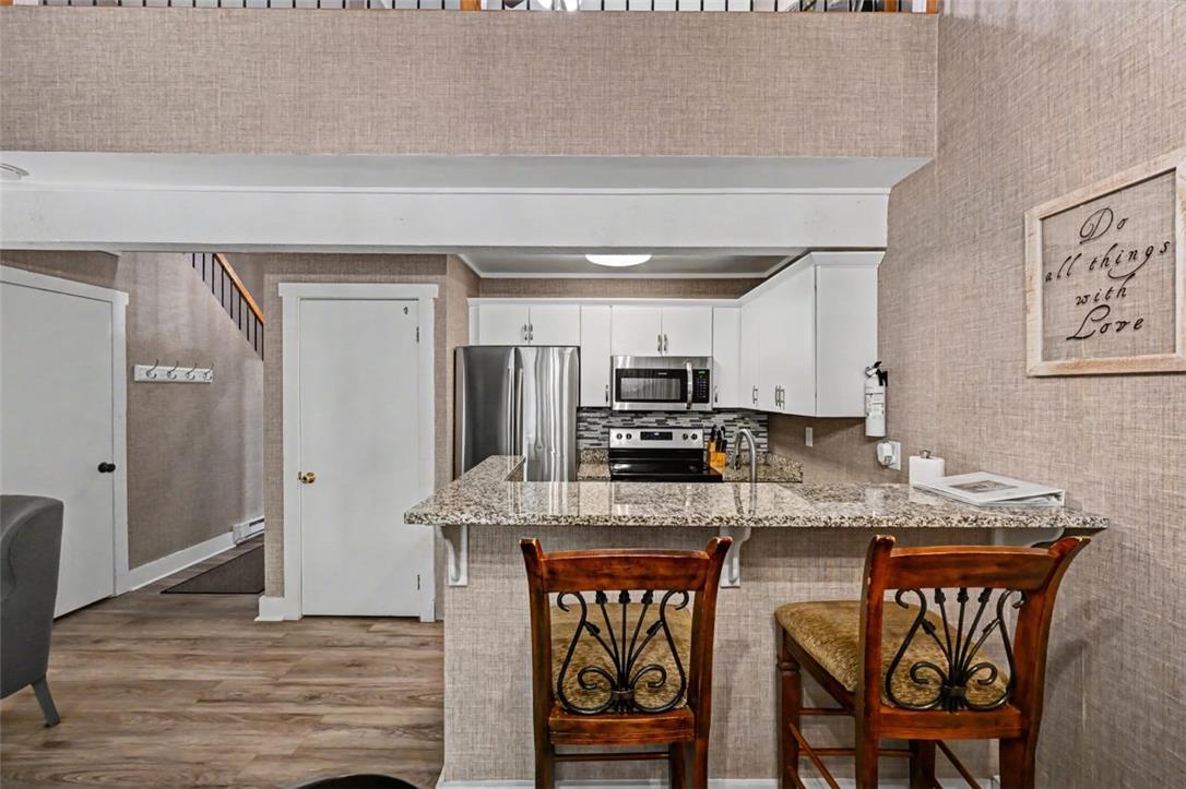 17 Slalom Property Photo 17