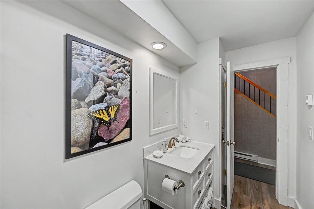 17 Slalom Property Photo 26