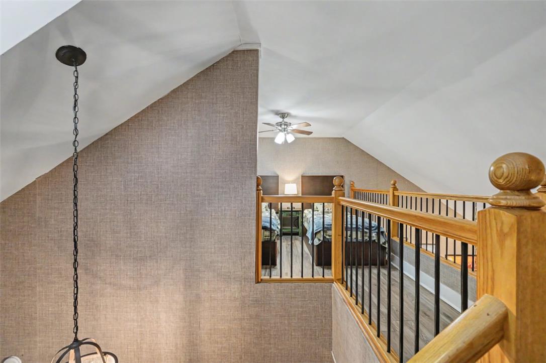17 Slalom Property Photo 32