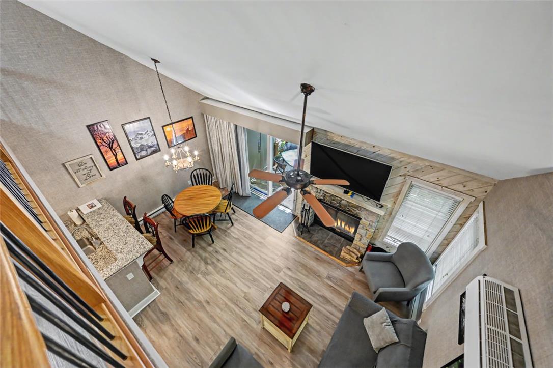 17 Slalom Property Photo 33