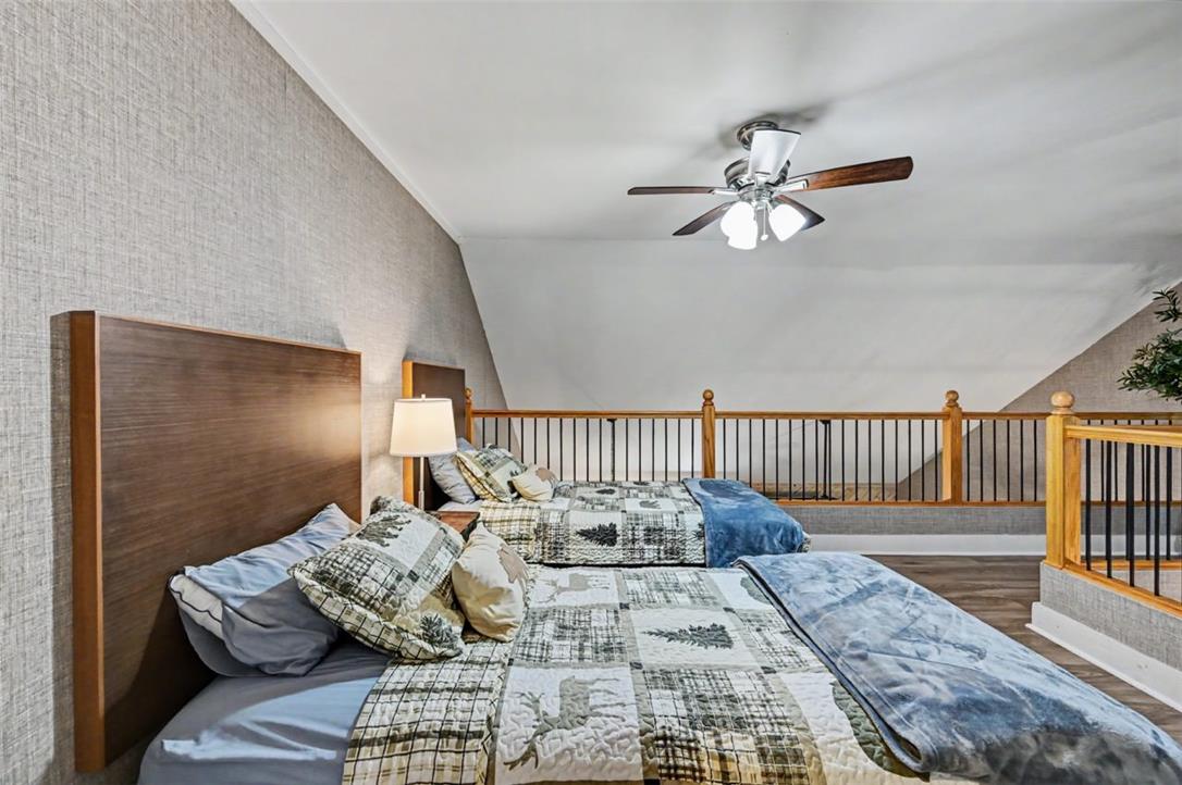 17 Slalom Property Photo 35