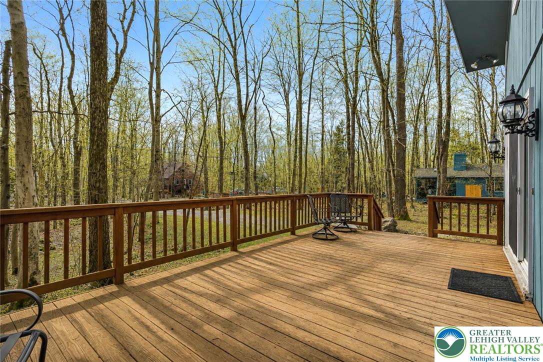 113 Gross Drive Property Photo 3