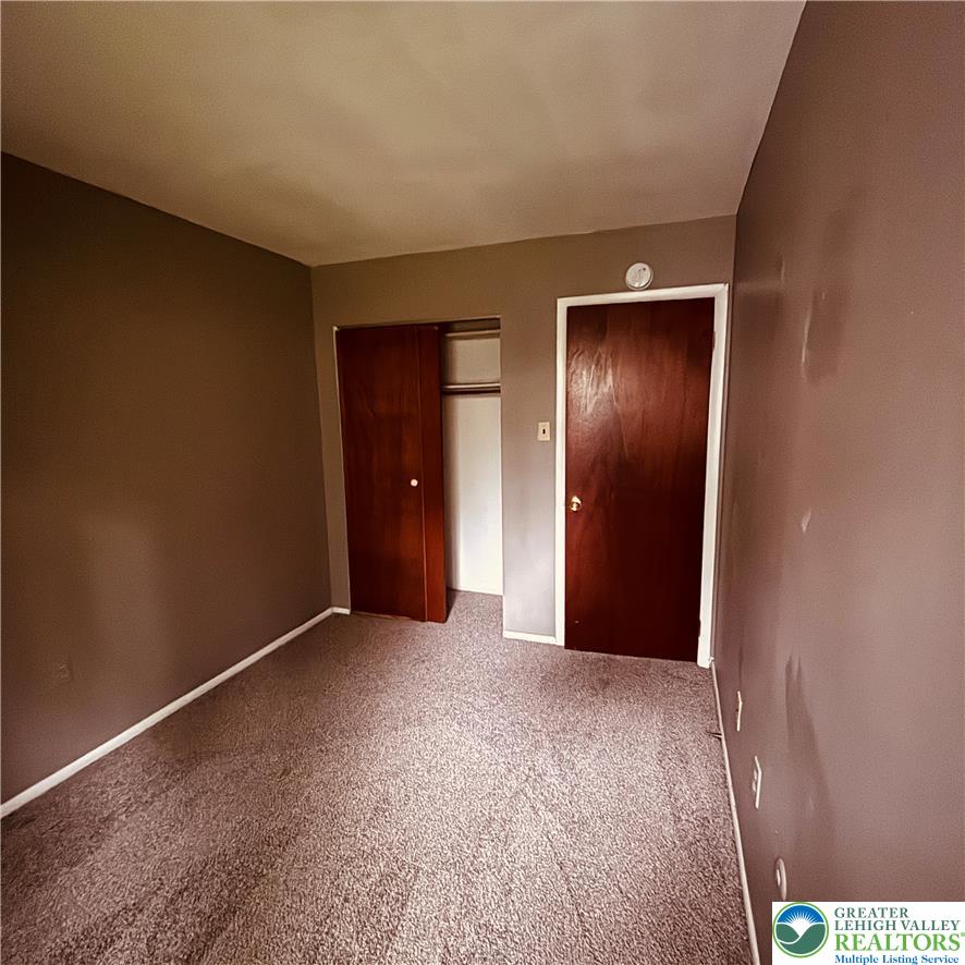 1327 Howard South 1 Property Photo 8