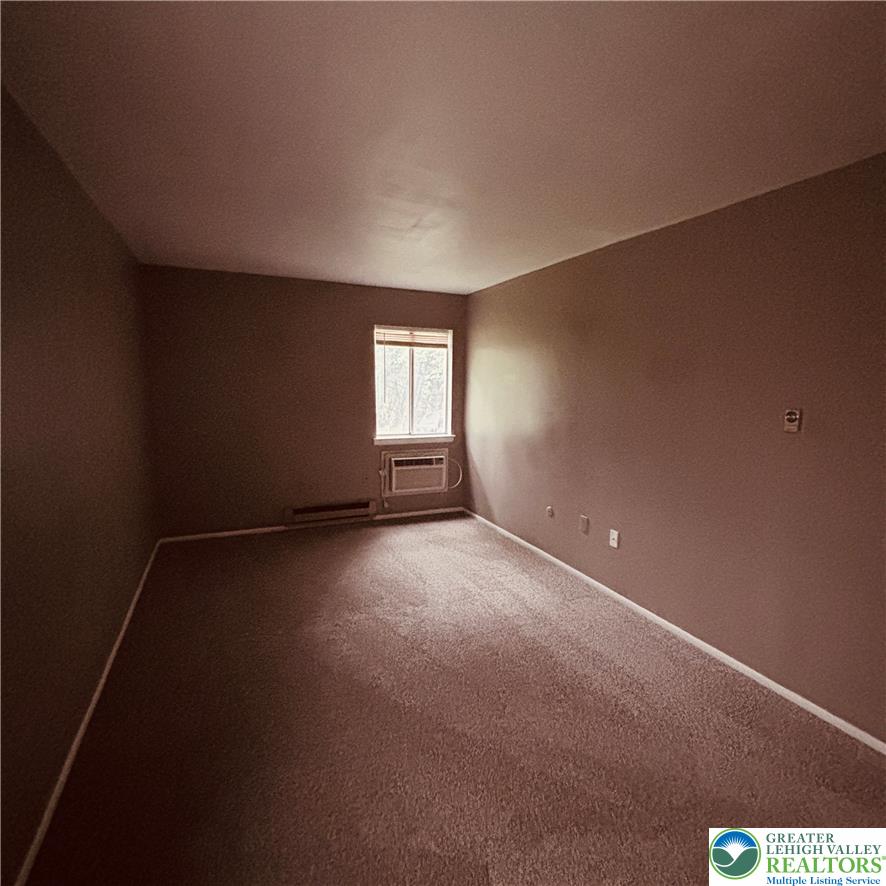 1327 Howard South 1 Property Photo 10