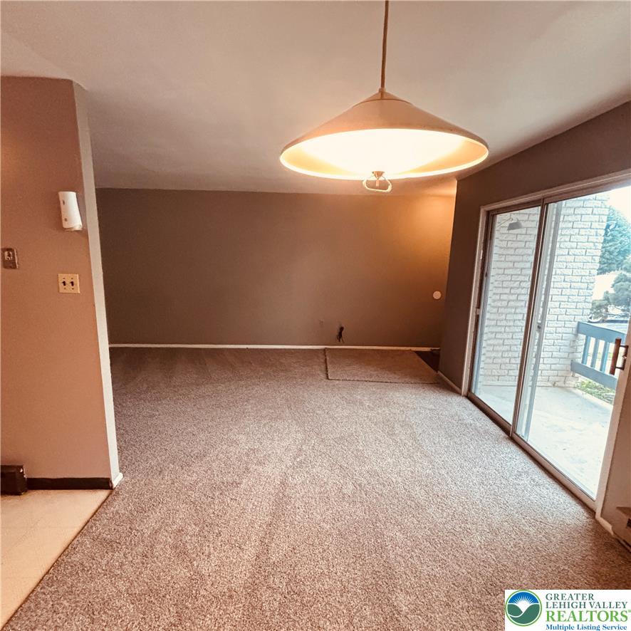 1327 Howard South 1 Property Photo 14