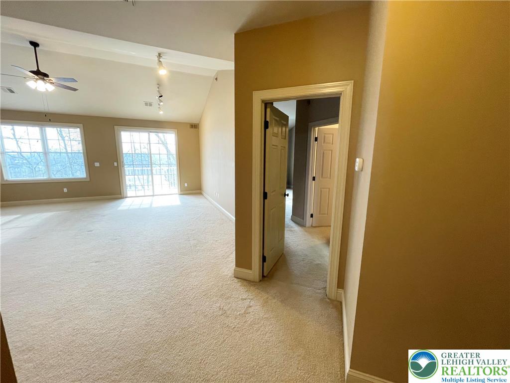 1187 Meadow Lark Way Property Photo 14