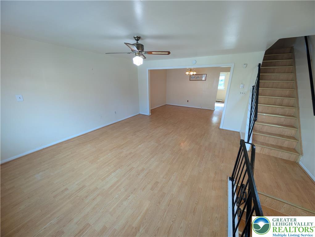 216 Old Forge Drive Property Photo 6