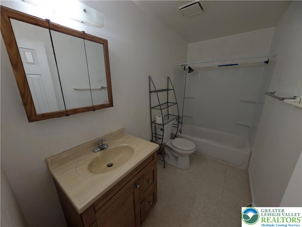 216 Old Forge Drive Property Photo 22