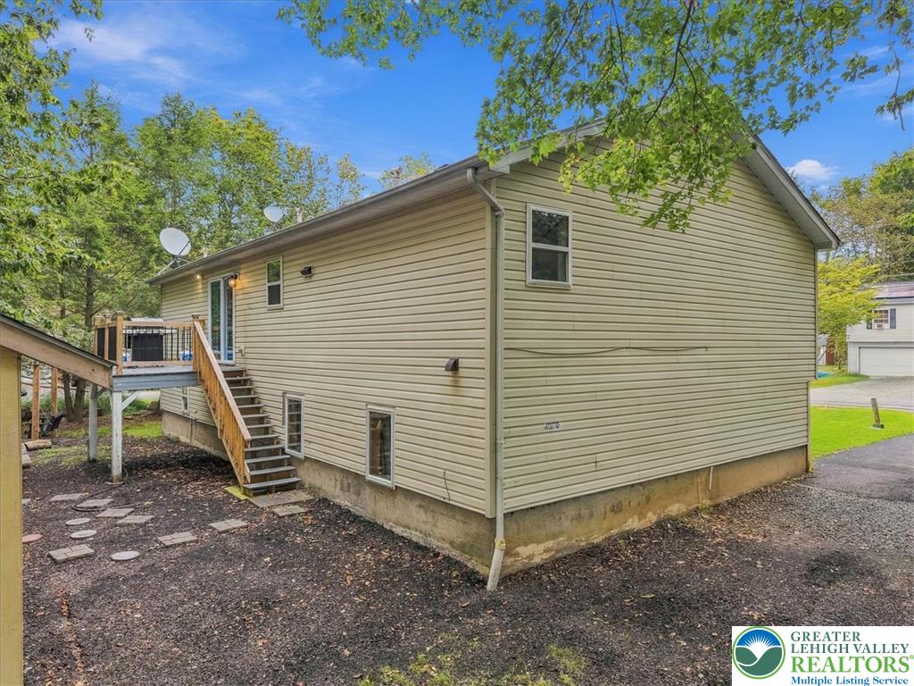 3326 Woodland Drive Property Photo 32