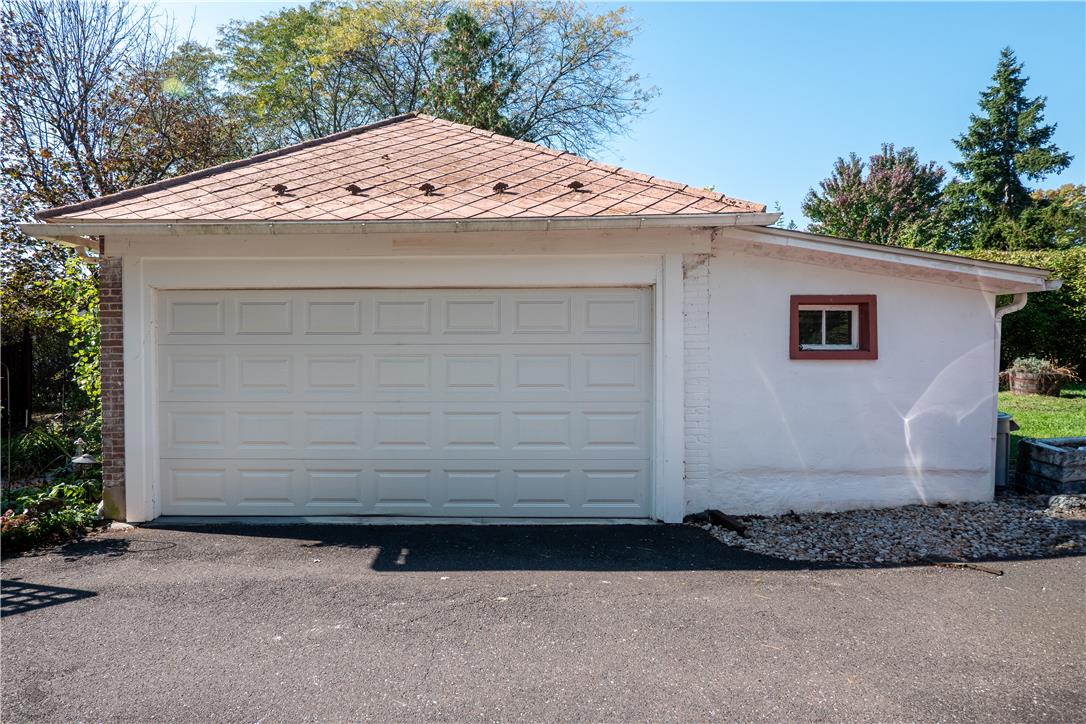 715 West State Street Property Photo 45