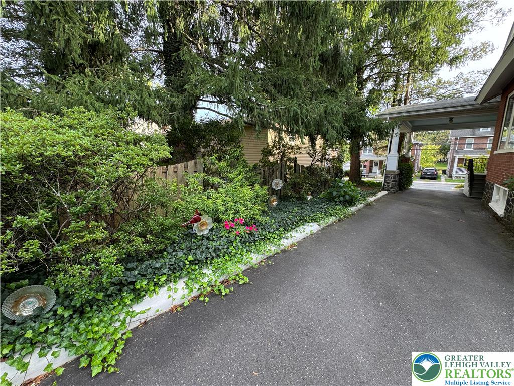 715 West State Street Property Photo 48
