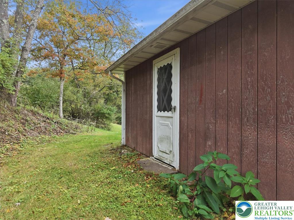 183 Hemlock Drive Property Photo 64