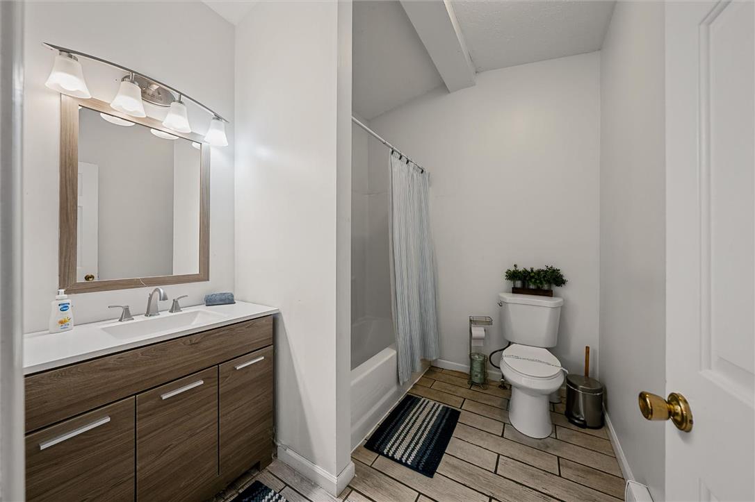 7571 Eagle Rock Drive Property Photo 17