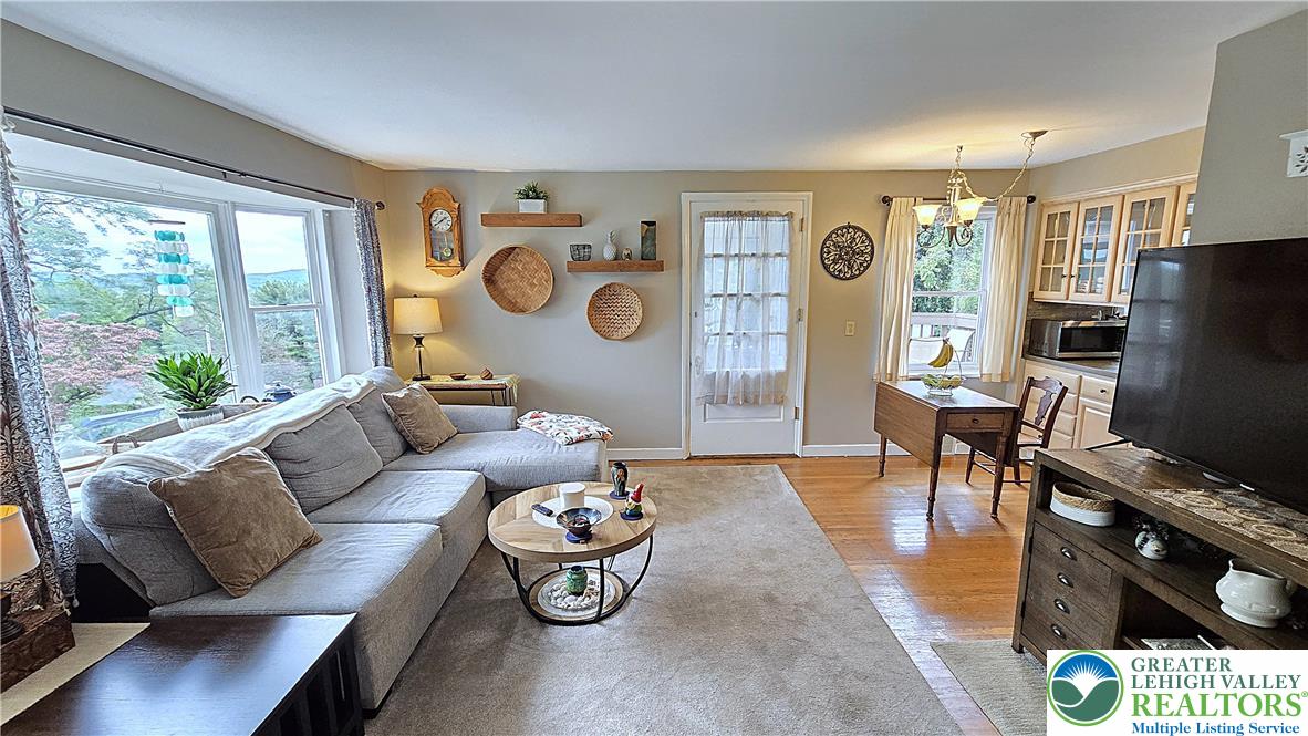 1349 Beverly Hills Road Property Photo 11