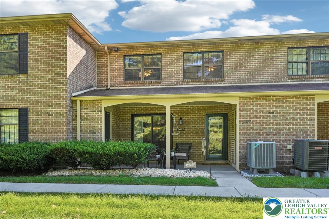 2672 Rolling Green Place Property Photo 14