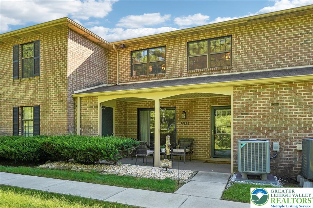 2672 Rolling Green Place Property Photo 15