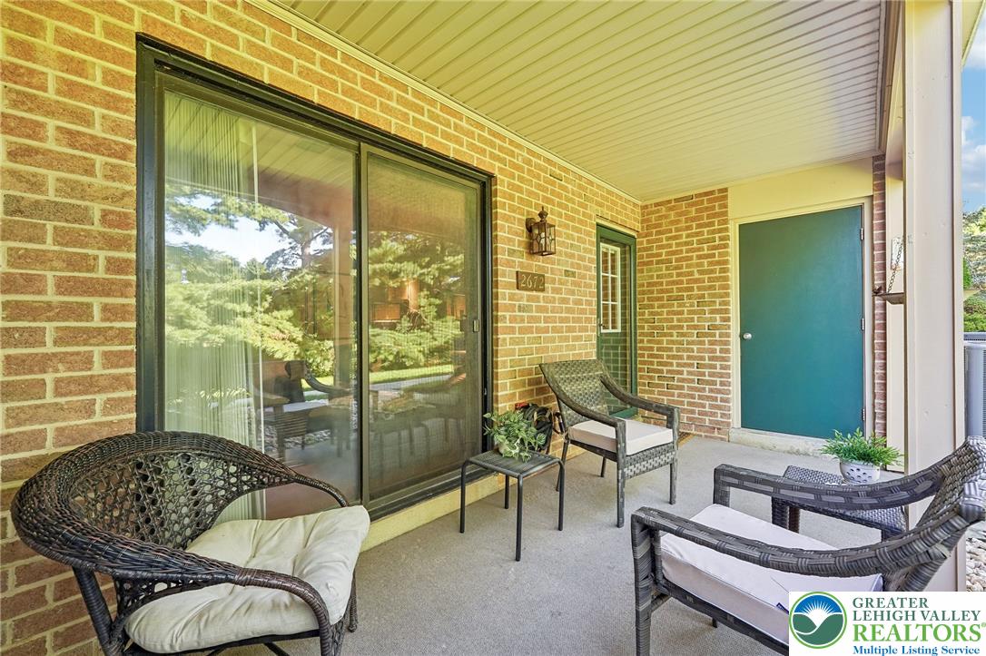 2672 Rolling Green Place Property Photo 18