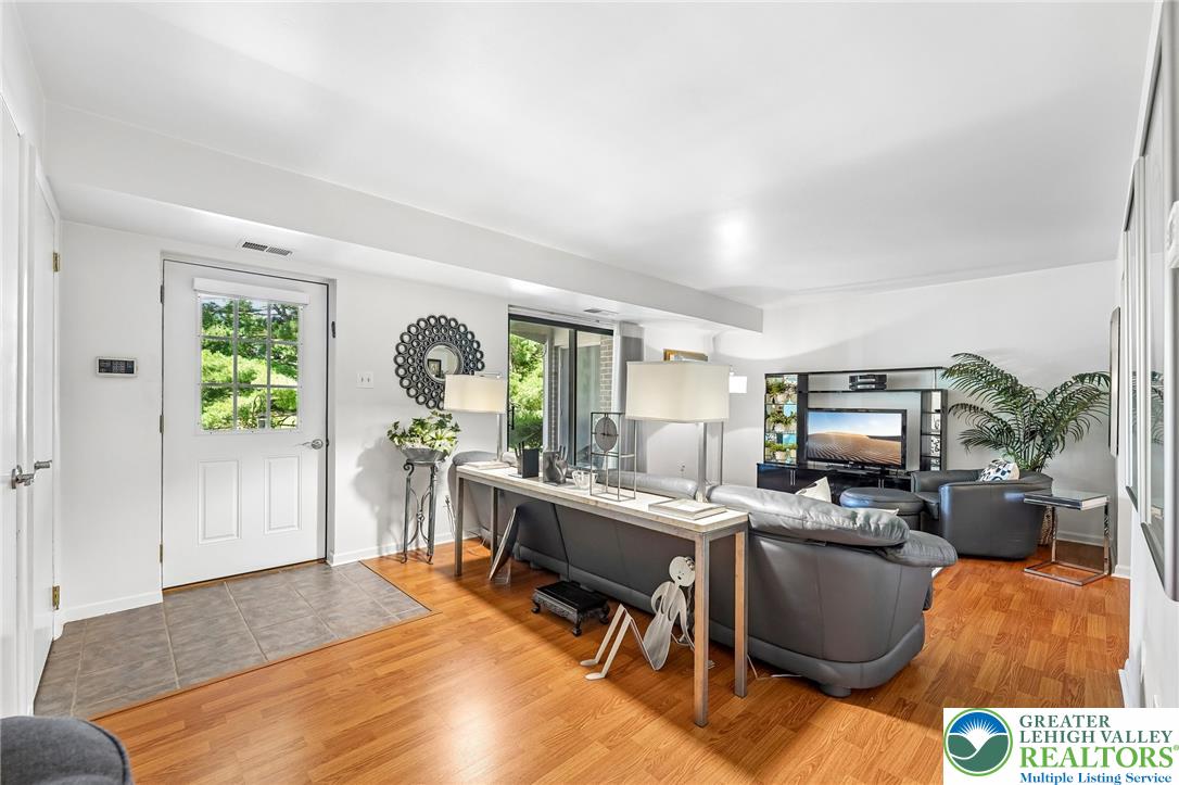 2672 Rolling Green Place Property Photo 19