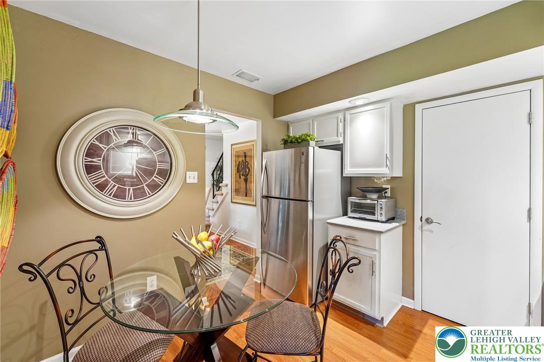 2672 Rolling Green Place Property Photo 24