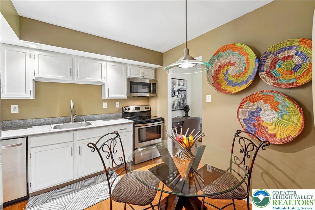 2672 Rolling Green Place Property Photo 25
