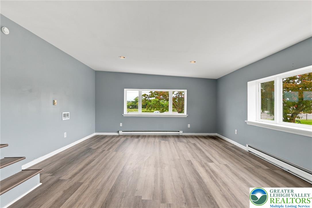 5740 Lehigh Street Property Photo 13