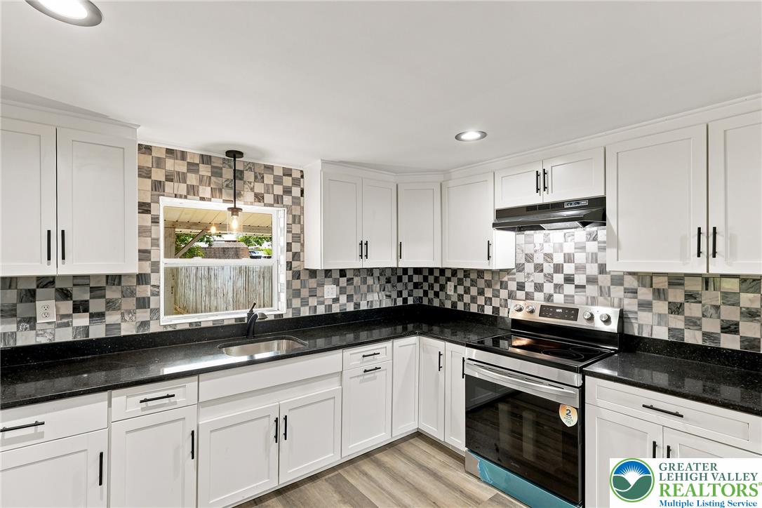 5740 Lehigh Street Property Photo 18