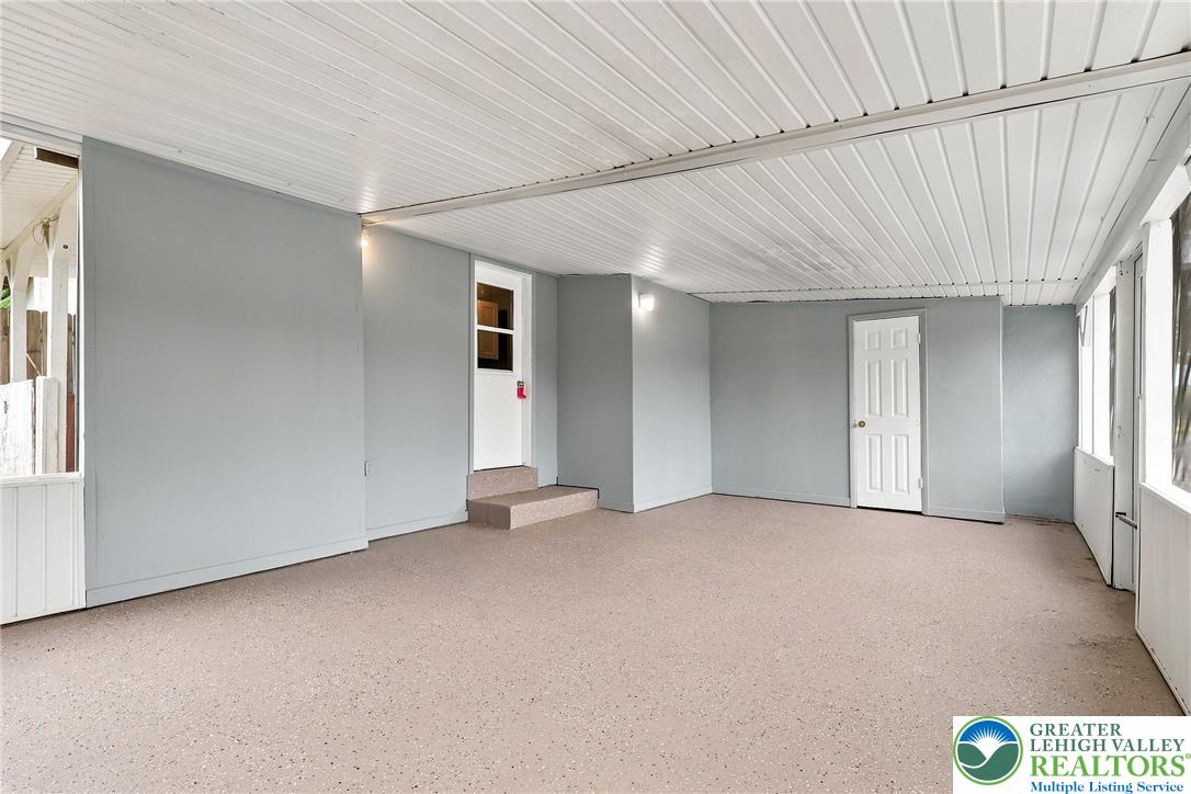 5740 Lehigh Street Property Photo 21