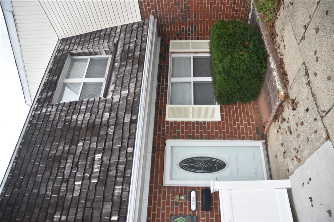 233 West Lehigh Street Property Photo 1