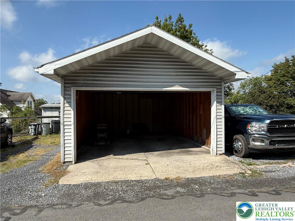 103 State Road Property Photo 15