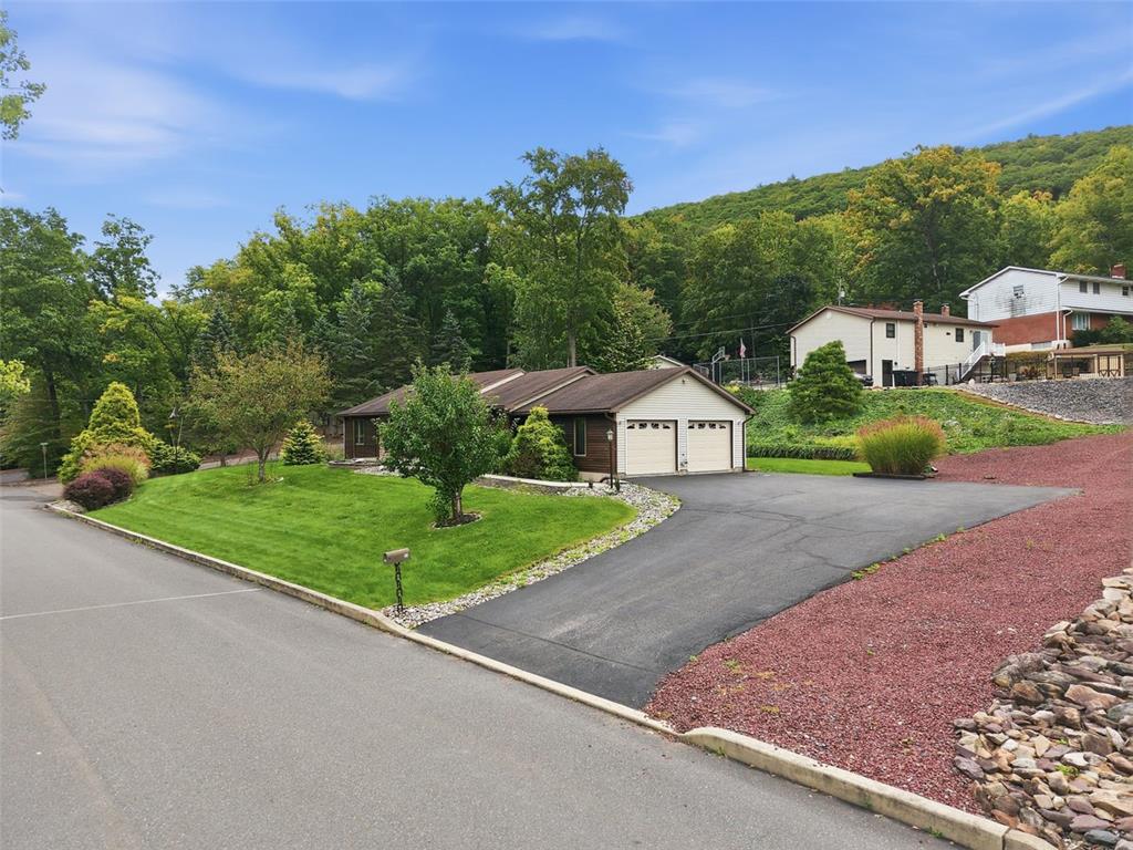 21 Park Avenue Property Photo 4