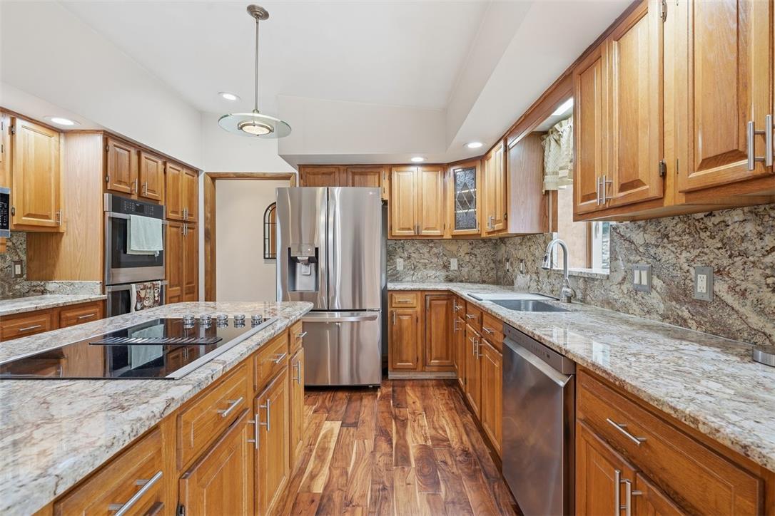 21 Park Avenue Property Photo 21